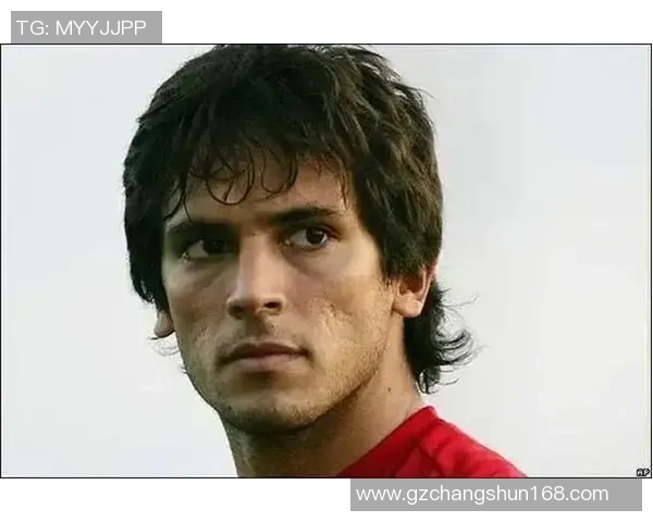 追寻绿茵传奇从足球经典到球星故事的激情之旅